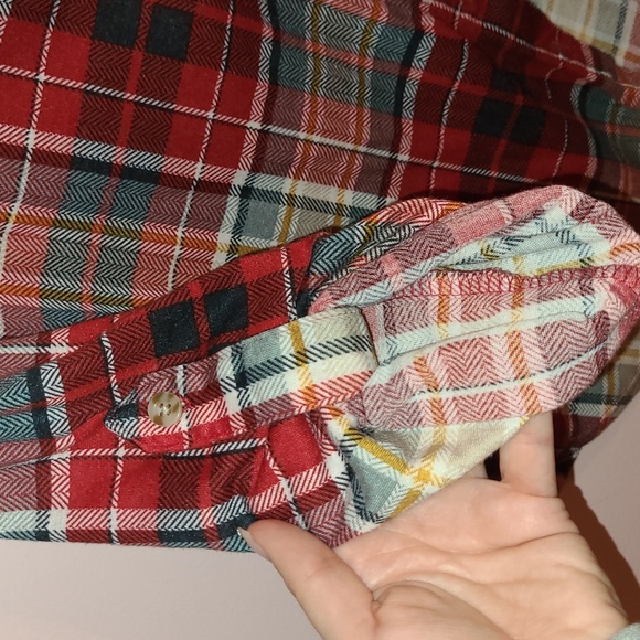 Polly & Esther Plaid blouse - Picture 5 of 5